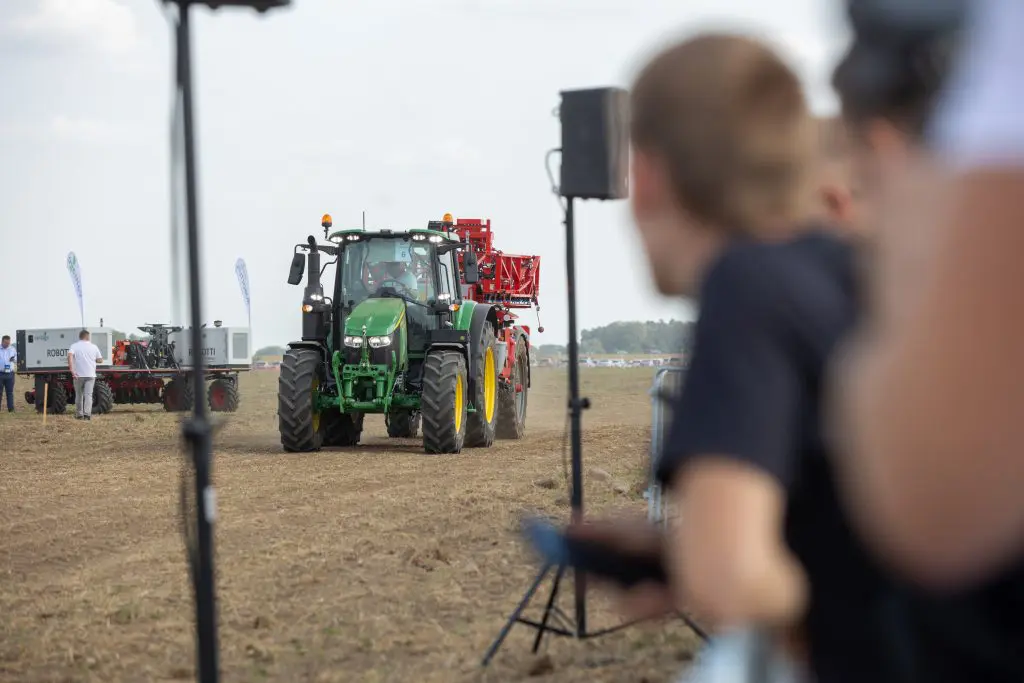 Trattore agricolo presentato durante fiera Agro Show tenuta a Bednary in Polonia